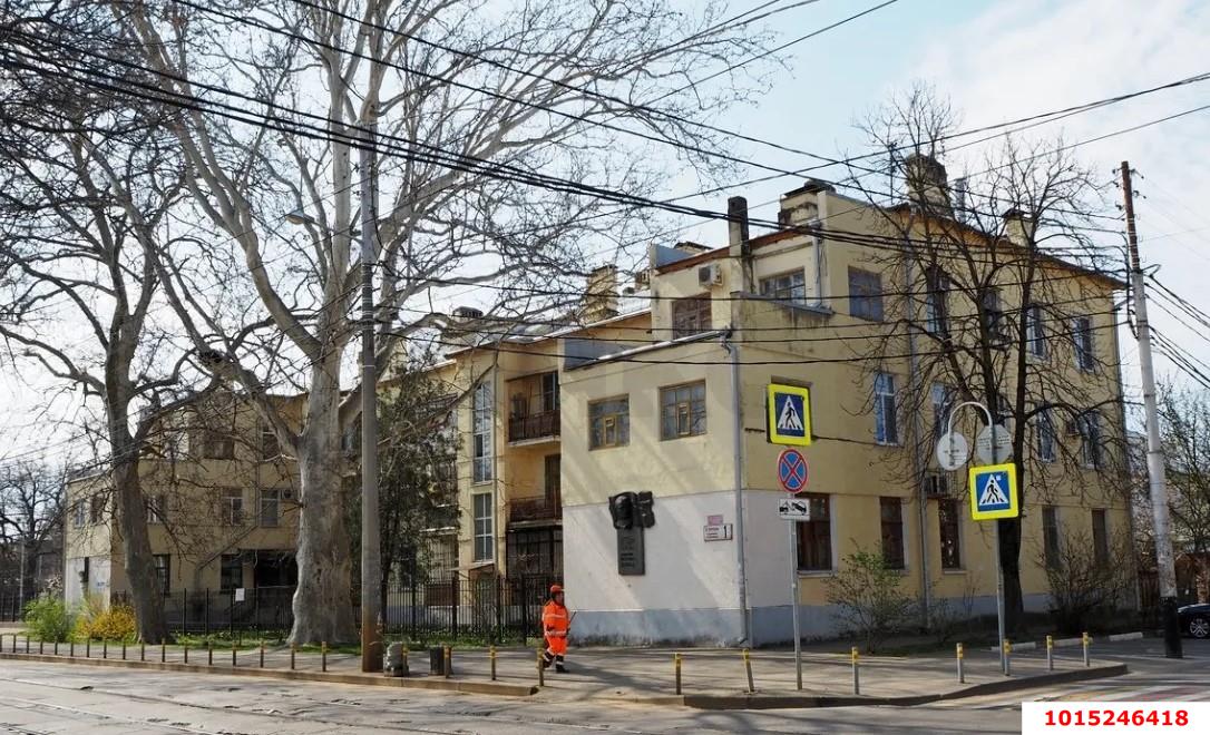 Фото №2: 2-комнатная квартира 46 м² - Краснодар, Центральный, ул. Коммунаров, 2