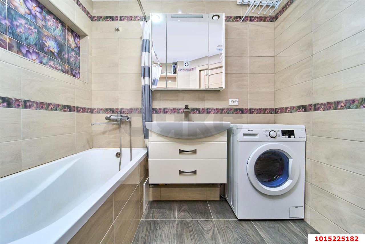 Фото №14: 4-комнатная квартира 90 м² - Краснодар, Западный внутригородской округ, мкр. Юбилейный, ул. 70-летия Октября, 34