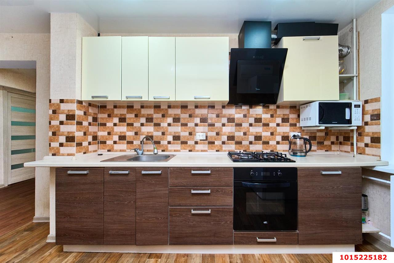 Фото №7: 4-комнатная квартира 90 м² - Краснодар, Юбилейный, ул. 70-летия Октября, 34