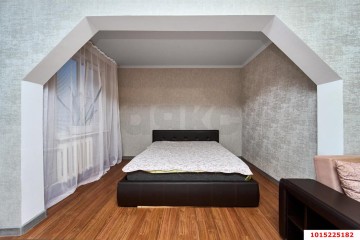 Фото №2: 4-комнатная квартира 90 м² - Краснодар, мкр. Юбилейный, ул. 70-летия Октября, 34