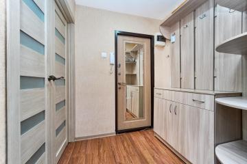 Фото №4: 4-комнатная квартира 80 м² - Краснодар, мкр. Юбилейный, ул. 70-летия Октября, 34