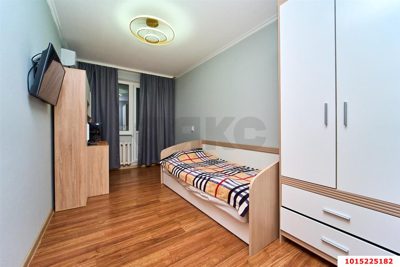 Фото №11: 4-комнатная квартира 90 м² - Краснодар, Западный внутригородской округ, мкр. Юбилейный, ул. 70-летия Октября, 34