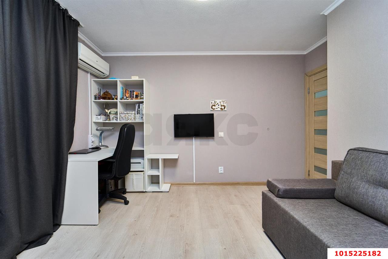 Фото №10: 4-комнатная квартира 90 м² - Краснодар, Западный внутригородской округ, мкр. Юбилейный, ул. 70-летия Октября, 34