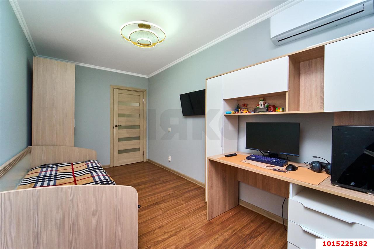 Фото №12: 4-комнатная квартира 90 м² - Краснодар, Западный внутригородской округ, мкр. Юбилейный, ул. 70-летия Октября, 34