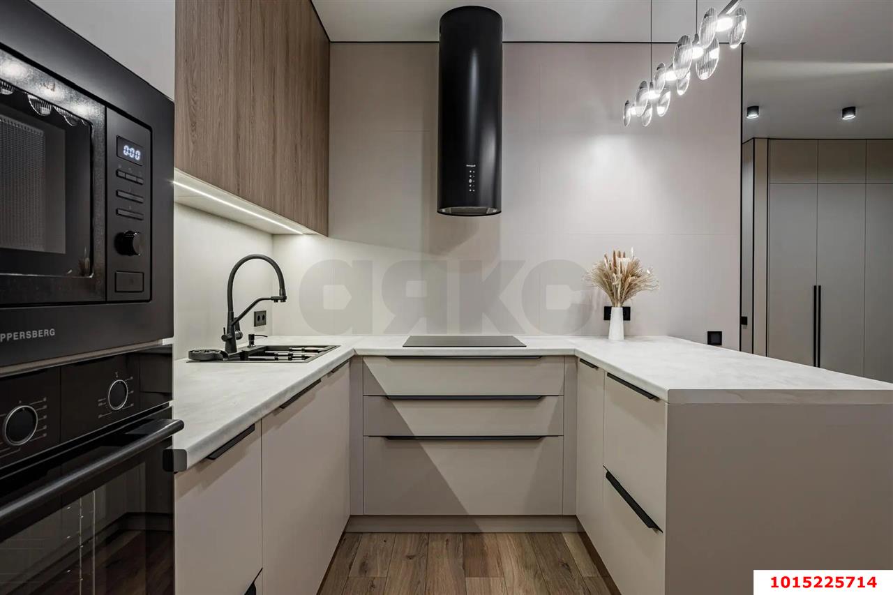 Фото №1: 3-комнатная квартира 79 м² - Краснодар, жилой комплекс Самолёт-3, мкр. Прикубанский внутригородской округ, ул. Ивана Беличенко, 85