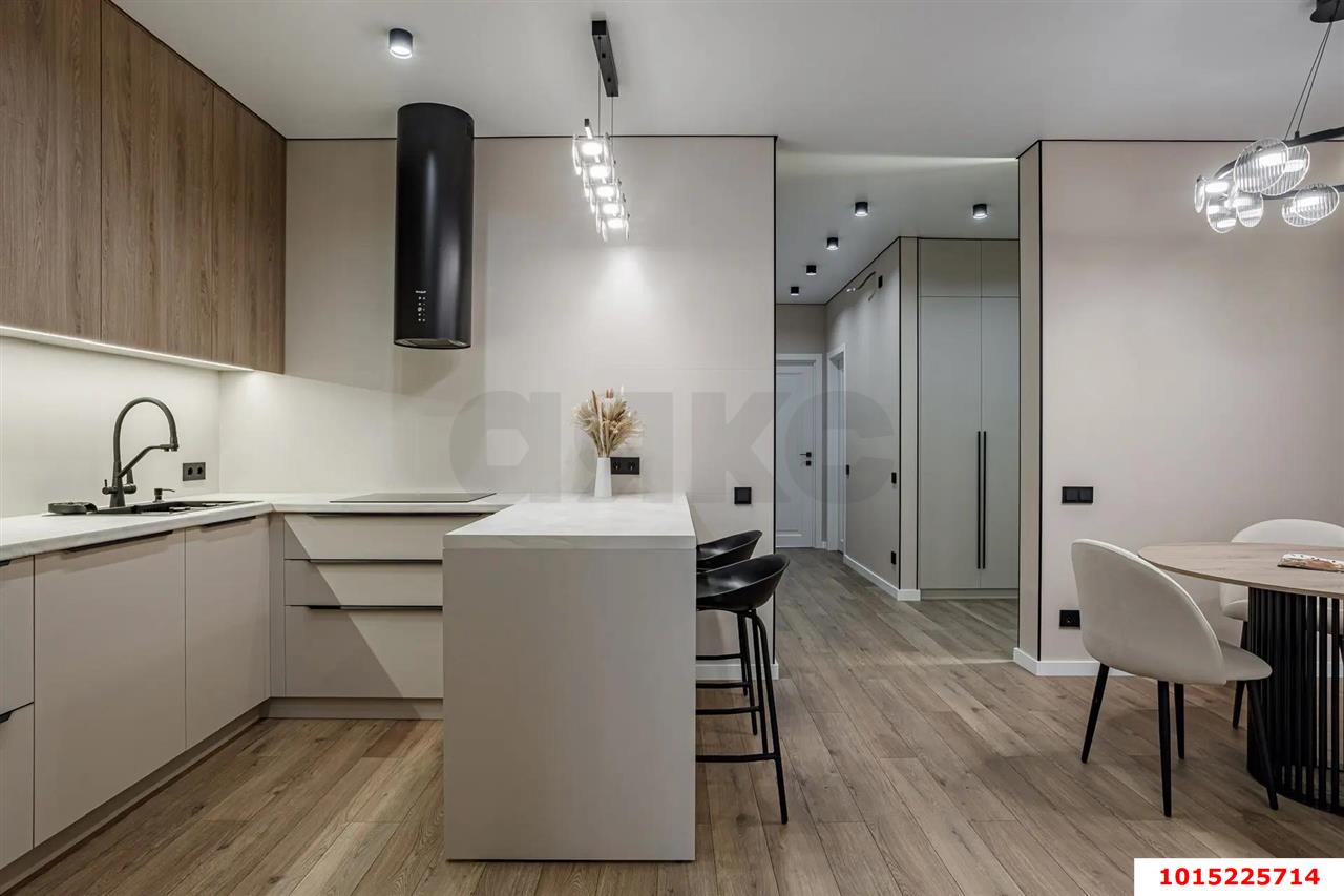 Фото №2: 3-комнатная квартира 79 м² - Краснодар, жилой комплекс Самолёт-3, мкр. Прикубанский внутригородской округ, ул. Ивана Беличенко, 85