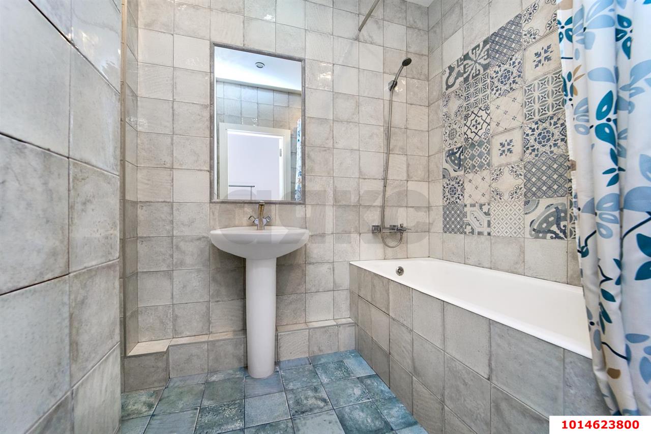 Фото №9: 2-комнатная квартира 66 м² - Краснодар, Солнечный, ул. Казбекская, 14