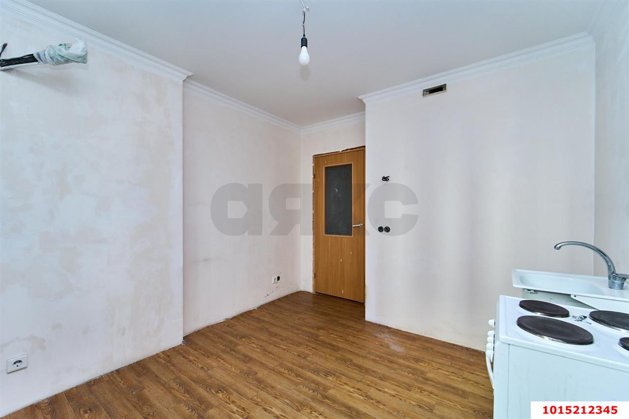 Фото №6: 2-комнатная квартира 63 м² - Краснодар, Западный внутригородской округ, Кожзавод, мкр. Военный городок № 1, ул. имени Калинина, 350/5