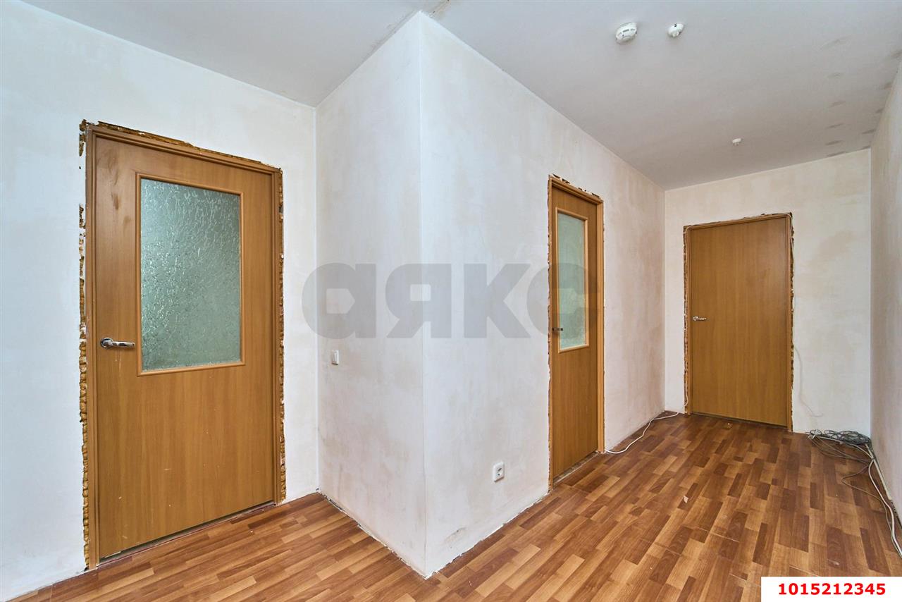 Фото №9: 2-комнатная квартира 63 м² - Краснодар, Западный внутригородской округ, Кожзавод, мкр. Военный городок № 1, ул. имени Калинина, 350/5