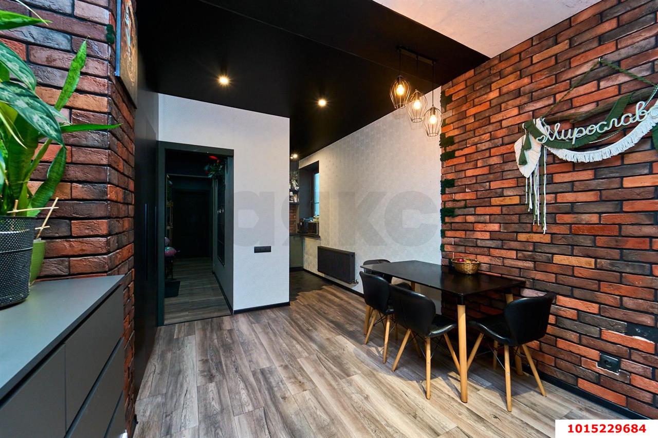 Фото №6: 1-комнатная квартира <span class="whitespace-nowrap">46 м²</span>, <span class="whitespace-nowrap">5/6 эт.</span> - Краснодар, Карасунский внутригородской округ, ж/м Пашковский, ул. Леонида Лаврова, 91