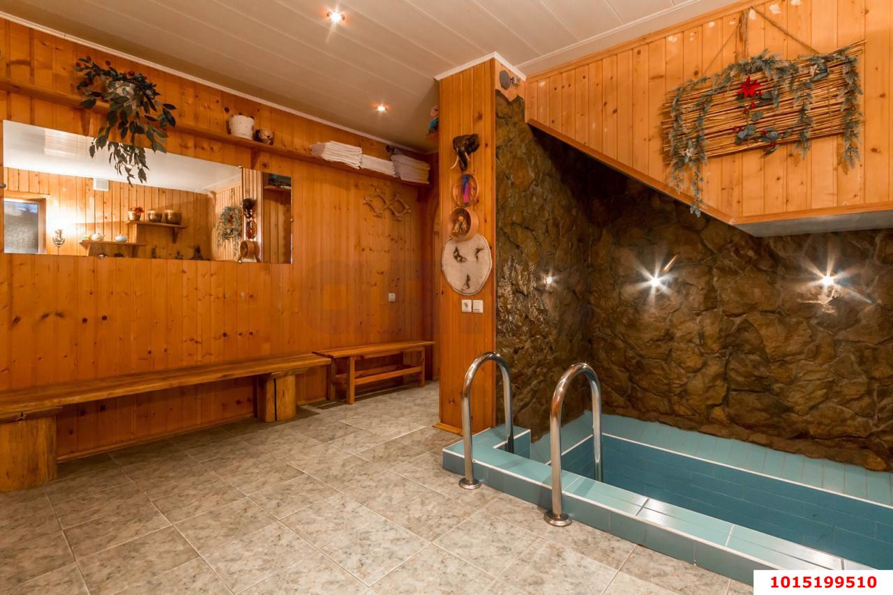 Фото №11: Дом 296 м² + 3.85 сот. - Краснодар, Центральный, ул. Братьев Игнатовых, 5