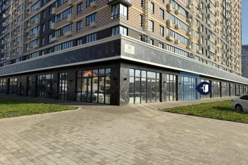 Фото №1: Торговое помещение 103 м² - Краснодар, мкр. жилой комплекс Сармат, ул. Константина Гондаря, 98