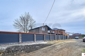 Фото №2: Дом 180 м² - Краснодар, мкр. Завод Радиоизмерительных Приборов, б-р Строителей, 79