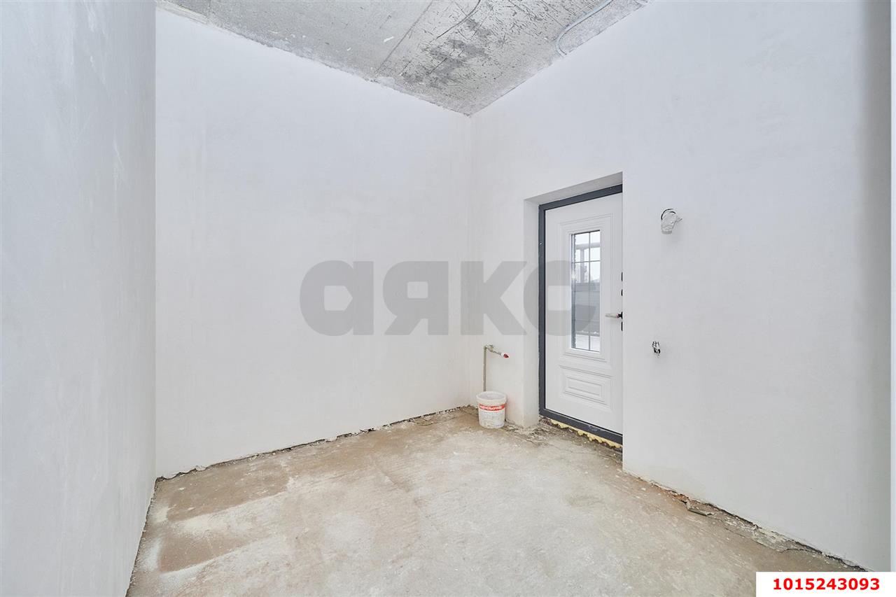 Фото №15: Дом 180 м² + 6.15 сот. - Краснодар, Прикубанский внутригородской округ, Калинино, мкр. Завод Радиоизмерительных Приборов, б-р Строителей, 79