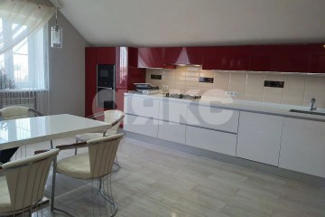 Фото №5: 4-комнатная квартира 166 м² - Ростов-на-Дону, мкр. Западный, ул. Товарищеская, 11