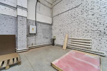 Фото №4: Коммерция 4360 м² - Азовская, ул. Ленина, 16