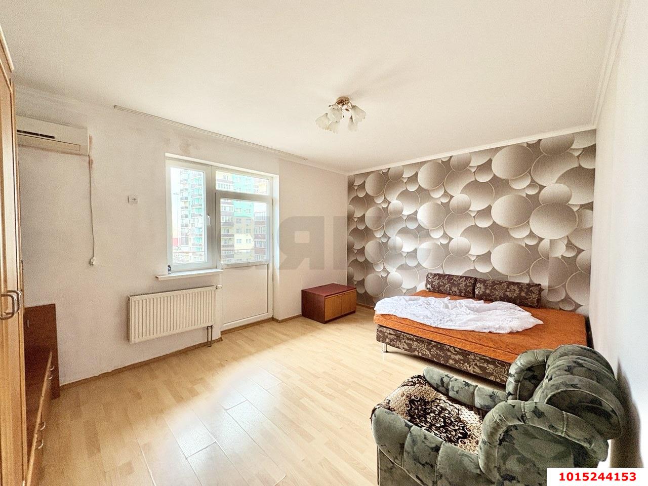 Фото №3: 2-комнатная квартира 73 м² - Краснодар, Прикубанский внутригородской округ, Восточно-Кругликовский, мкр. ЖК Возрождение, ул. имени 40-летия Победы, 113