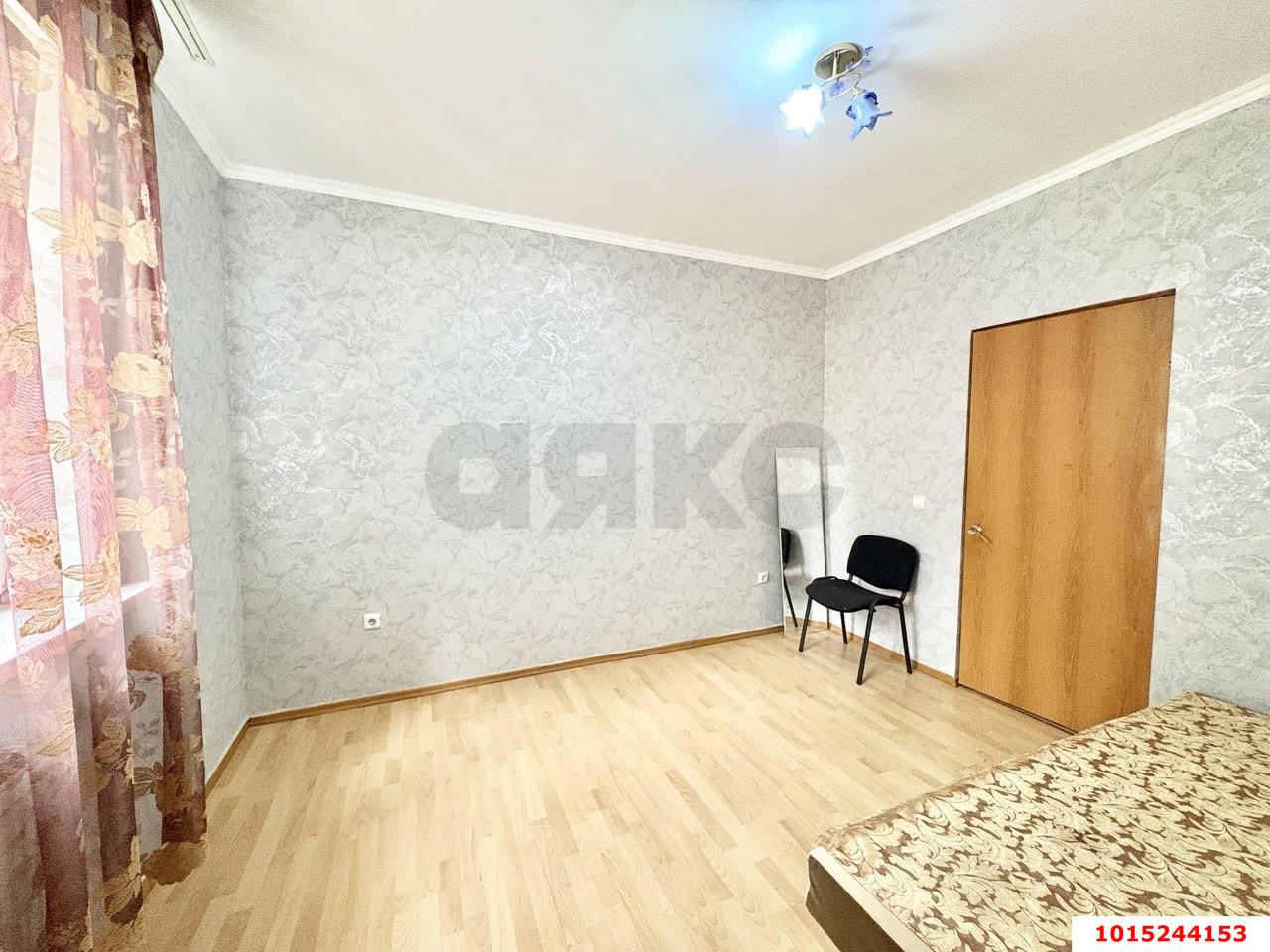 Фото №1: 2-комнатная квартира 73 м² - Краснодар, Прикубанский внутригородской округ, Восточно-Кругликовский, мкр. ЖК Возрождение, ул. имени 40-летия Победы, 113