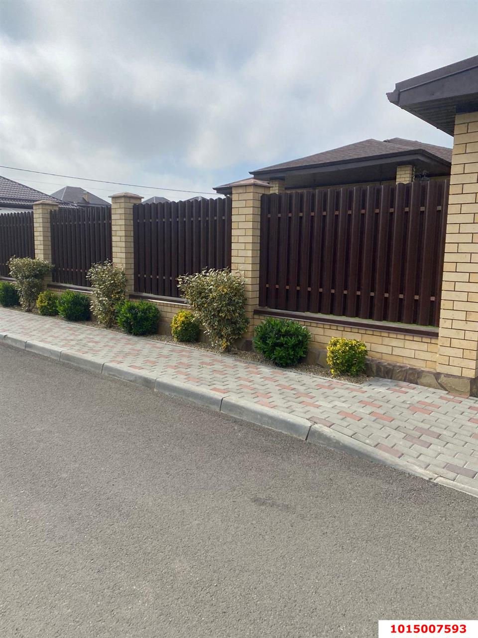 Фото №3: Дом 139 м² + 4 сот. - Ленина, коттеджный  Виктория Престиж, ул. Новосельская, 3