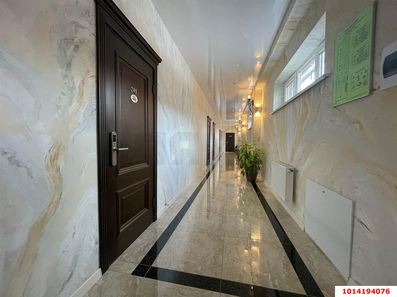 Фото №7: Дом 500 м² + 6 сот. - Краснодар, Западный внутригородской округ, мкр. Фестивальный, ул. Каляева, 86