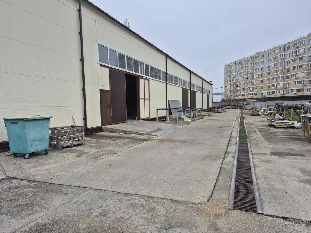 Фото №5: Коммерция 1431 м² - Краснодар, Прикубанский внутригородской округ, мкр. Славянский, ул. Западный Обход, 28