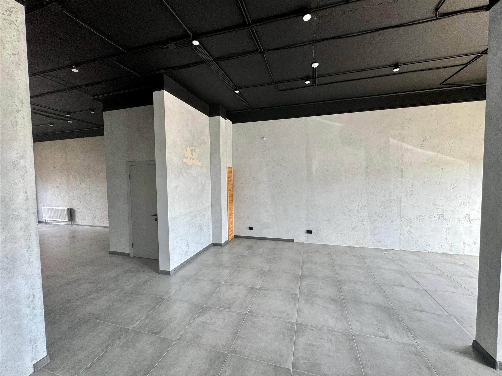 Фото №9: Коммерция 88 м² - Краснодар, Прикубанский внутригородской округ, мкр. жилой комплекс Самолёт-2, ул. Западный Обход, 57к3