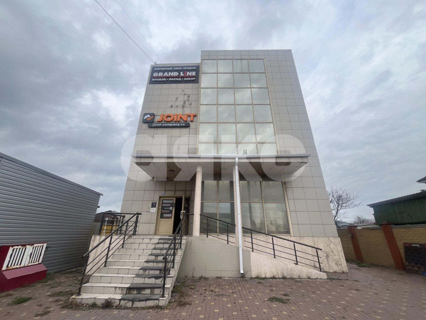 Фото №2: Коммерция 340 м² - Ростов-на-Дону, некоммерческое  Лесополоса, ул. Таганрогская, 205