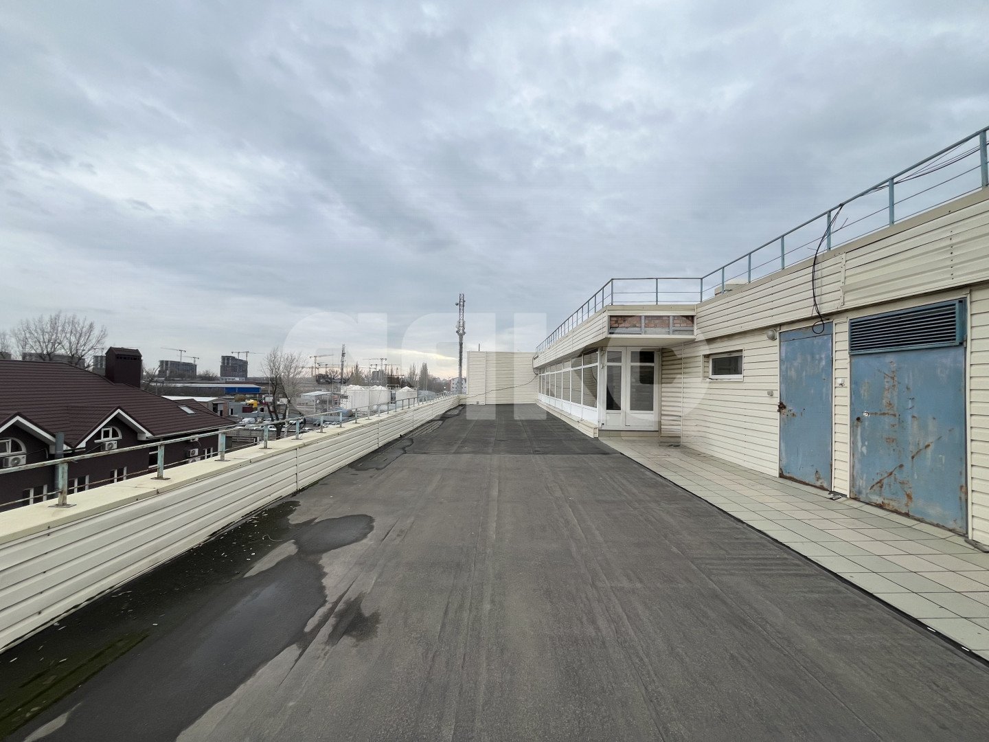 Фото №16: Коммерция 370 м² - Ростов-на-Дону, некоммерческое  Лесополоса, ул. Таганрогская, 205