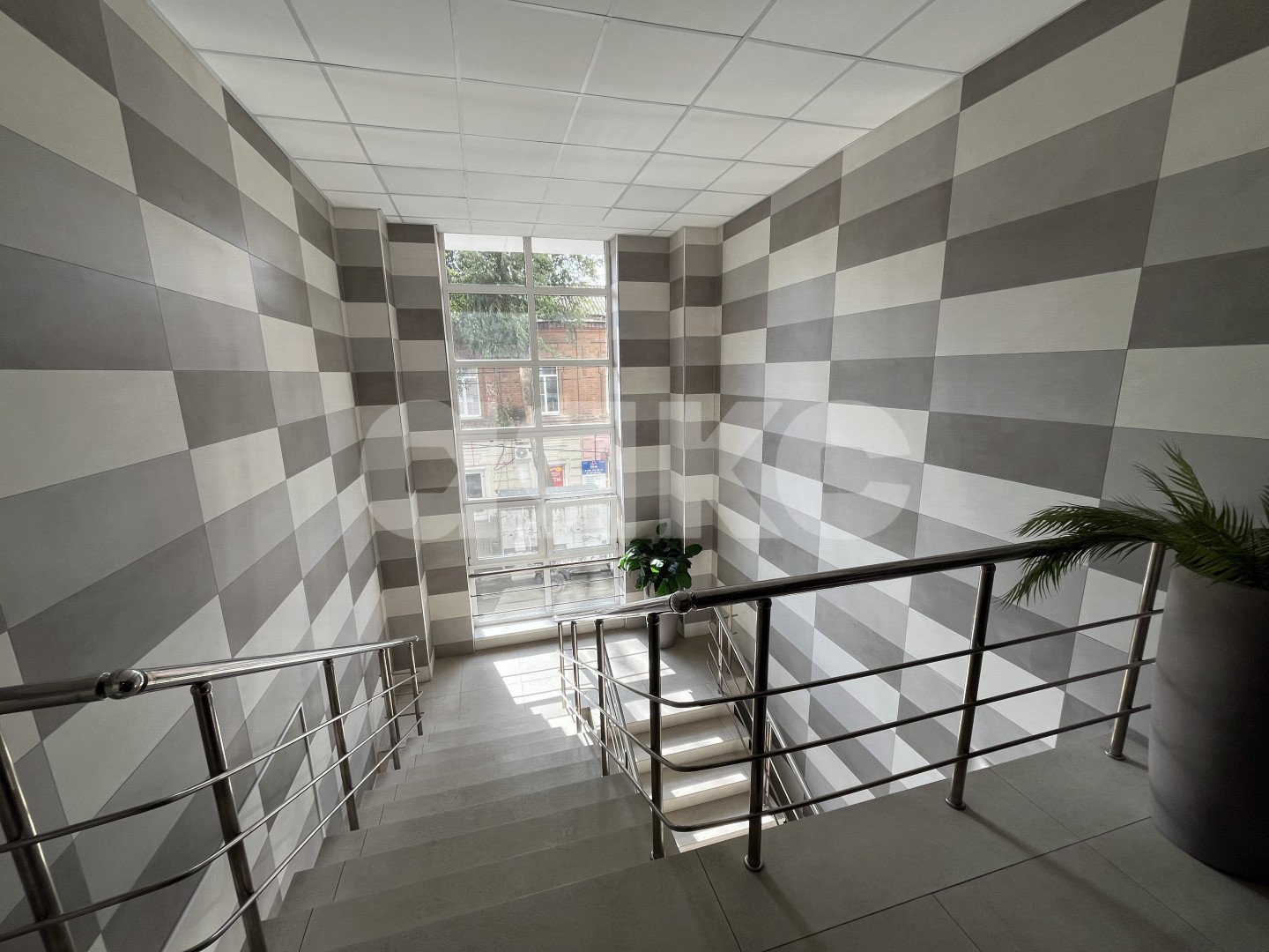 Фото №10: Коммерция 78 м² - Ростов-на-Дону, Кировский, пер. Крепостной, 99