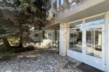 Фото №2: Коммерция 350 м² - Ростов-на-Дону, р. Пролетарский, ул. 14-я Линия, 88