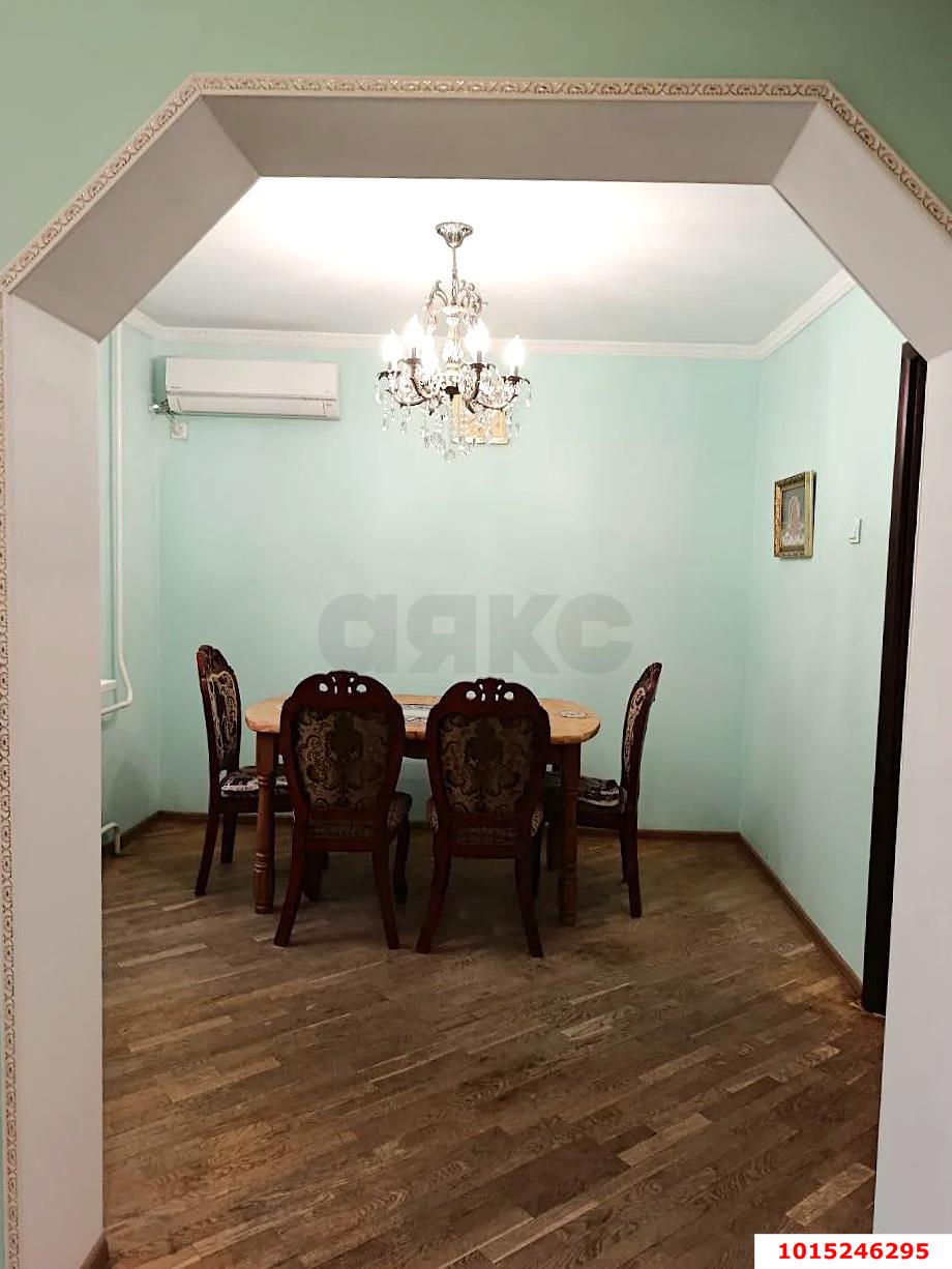 Фото №2: 2-комнатная квартира 70 м² - Краснодар, Прикубанский внутригородской округ, мкр. Краевая Клиническая Больница, ул. Восточно-Кругликовская, 53