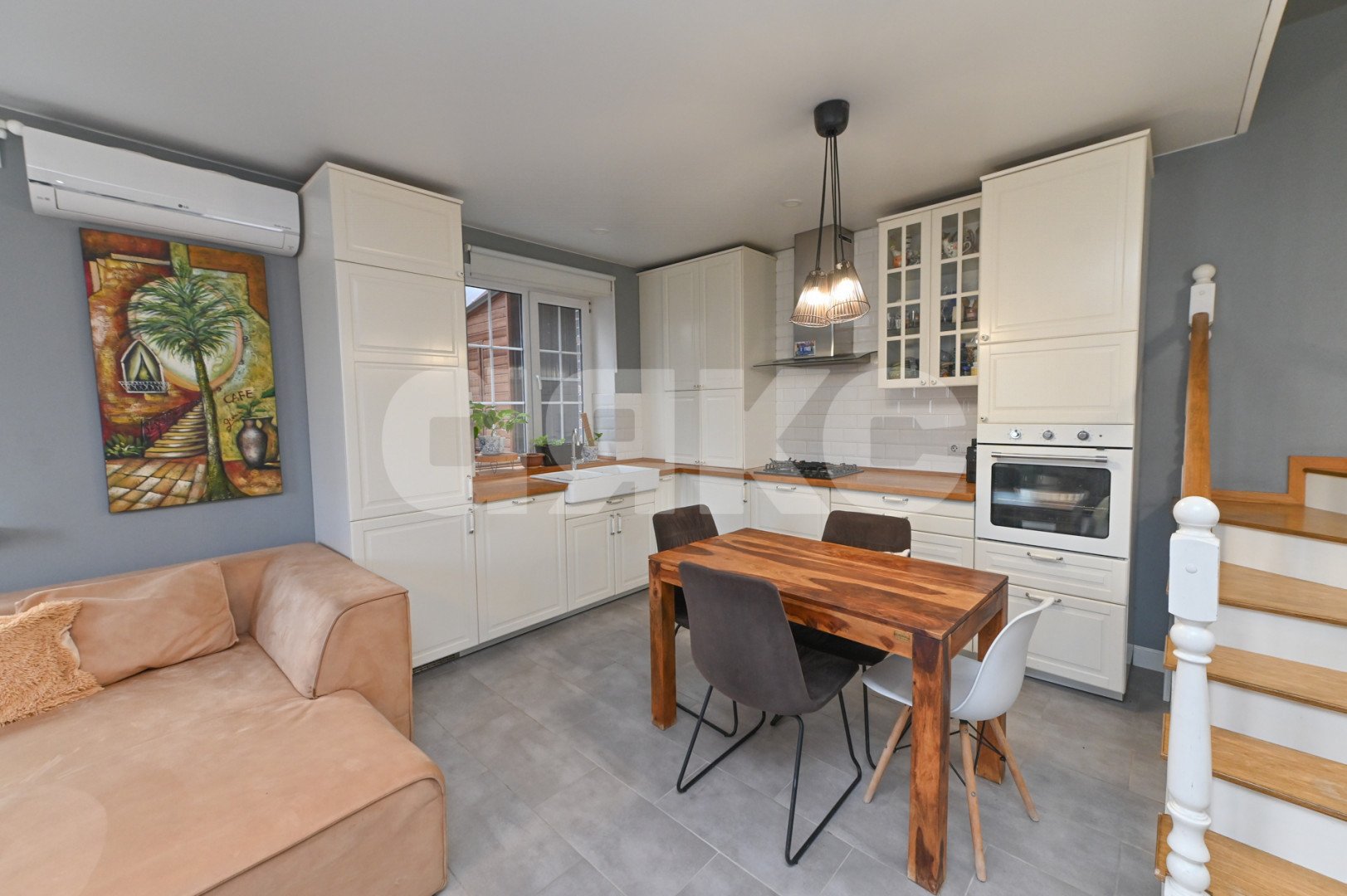 Фото №8: Таунхаус 134 м² + 2 сот. - Камышеваха, коттеджный  Жемчужный, ул. Кристальная, 18/32