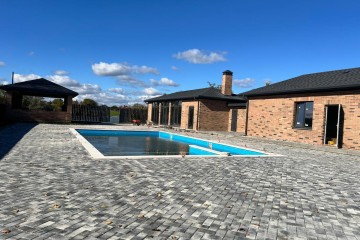 Фото №3: Готовый бизнес 155 м² - Старомышастовская, ул. Шпак, 41