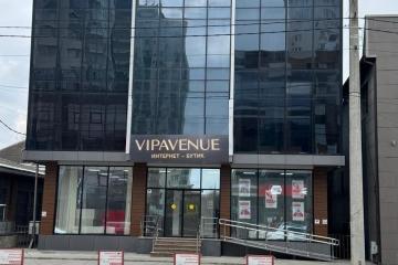 Фото №3: Коммерция 1660 м² - Краснодар, мкр. Центральный, ул. Кубанская Набережная, 132