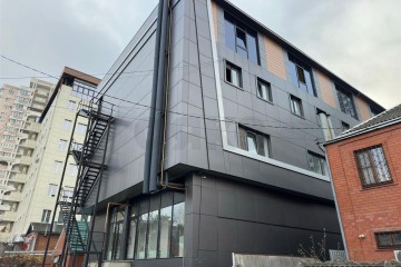 Фото №3: Отдельное здание 2028 м² - Краснодар, мкр. Центральный, ул. Кубанская Набережная, 132