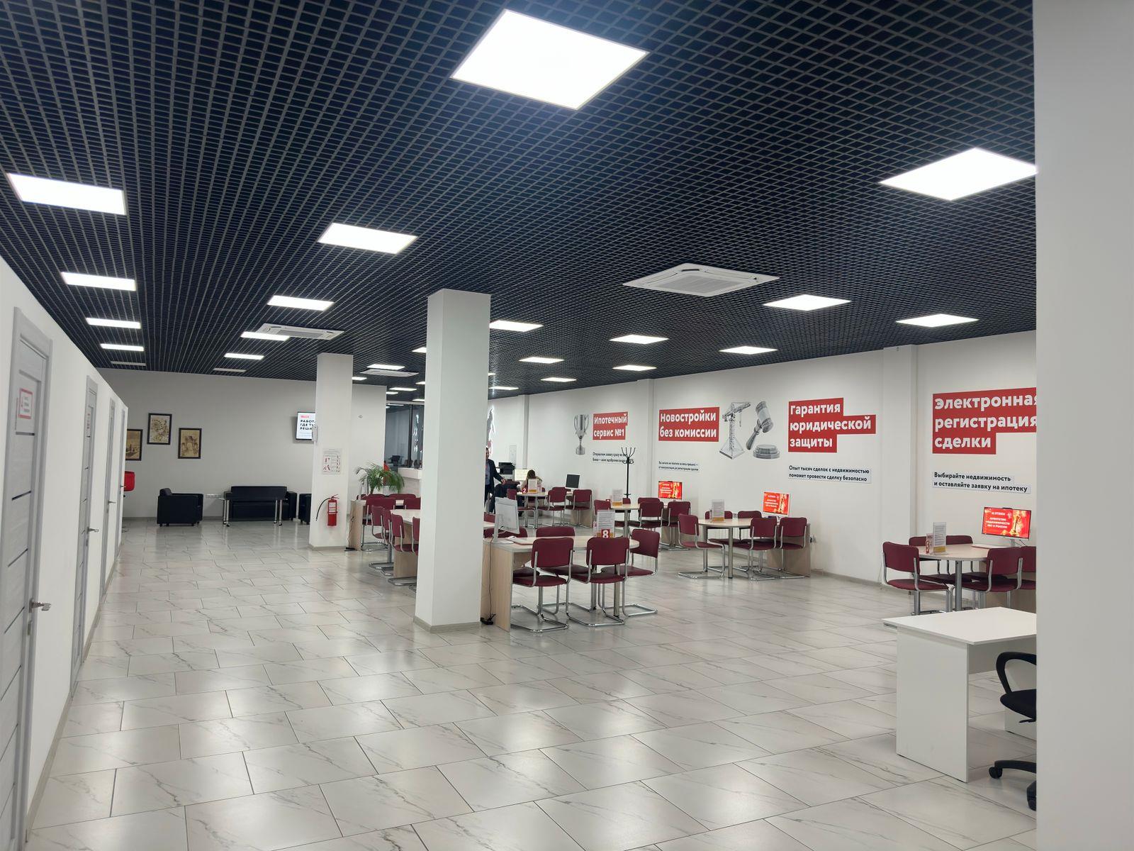 Фото №7: Коммерция 2028 м² - Краснодар, Западный внутригородской округ, мкр. Центральный, ул. Кубанская Набережная, 132