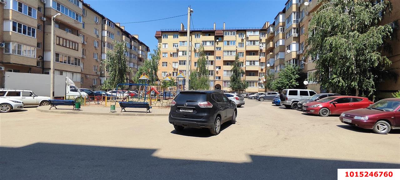 Фото №2: 1-комнатная квартира <span class="whitespace-nowrap">41 м²</span>, <span class="whitespace-nowrap">3/6 эт.</span> - Краснодар, Прикубанский внутригородской округ, мкр. Музыкальный, ул. имени Ф.И. Шаляпина, 31А
