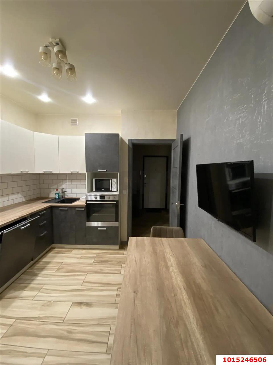 Фото №1: 2-комнатная квартира 62 м² - Краснодар, Светлоград, ул. Красных Партизан, 1/4к7