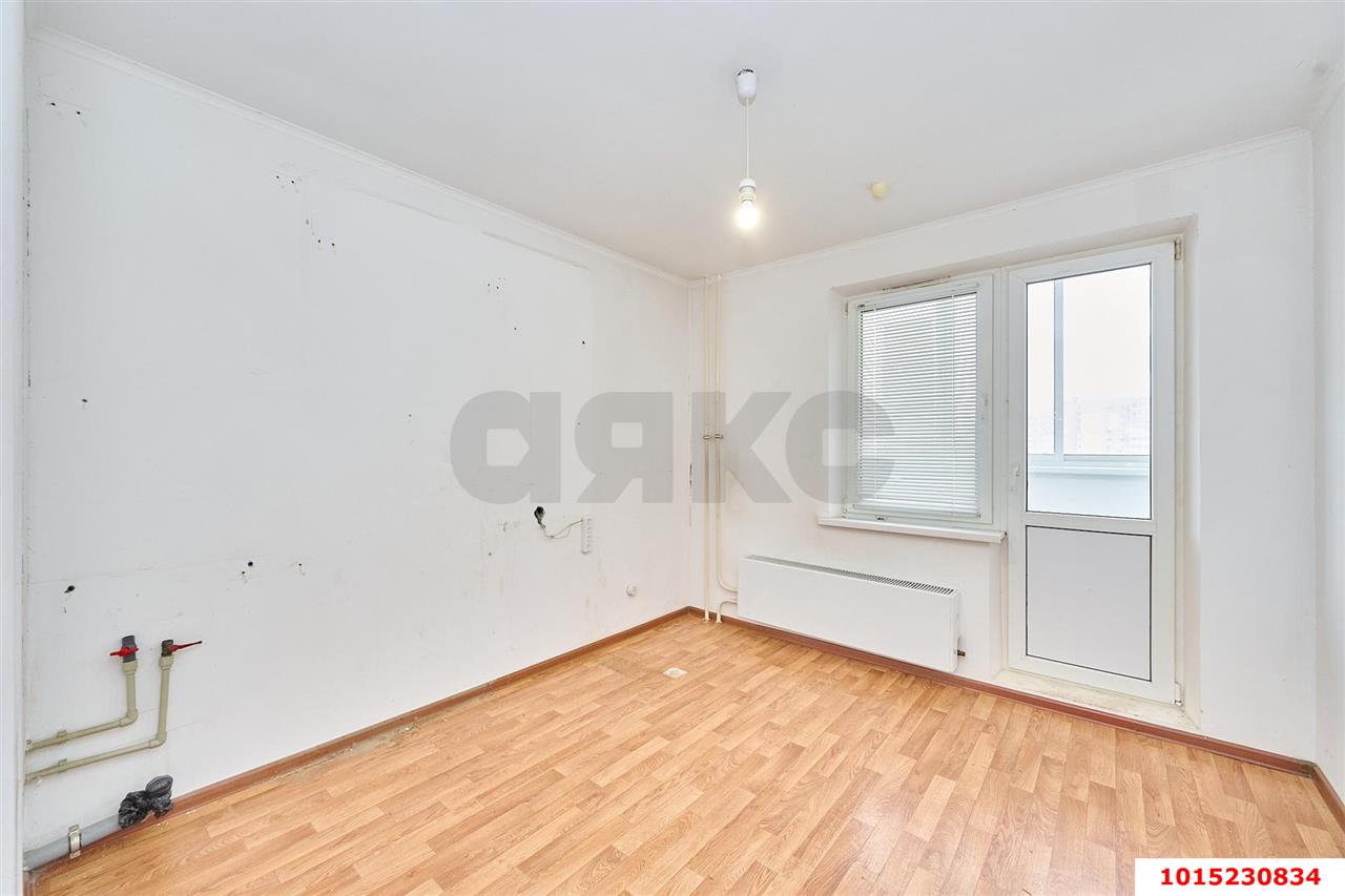 Фото №1: 1-комнатная квартира 50 м² - Краснодар, Карасунский внутригородской округ, Гидростроителей, мкр. Почтовый, ул. имени Валерия Гассия, 10