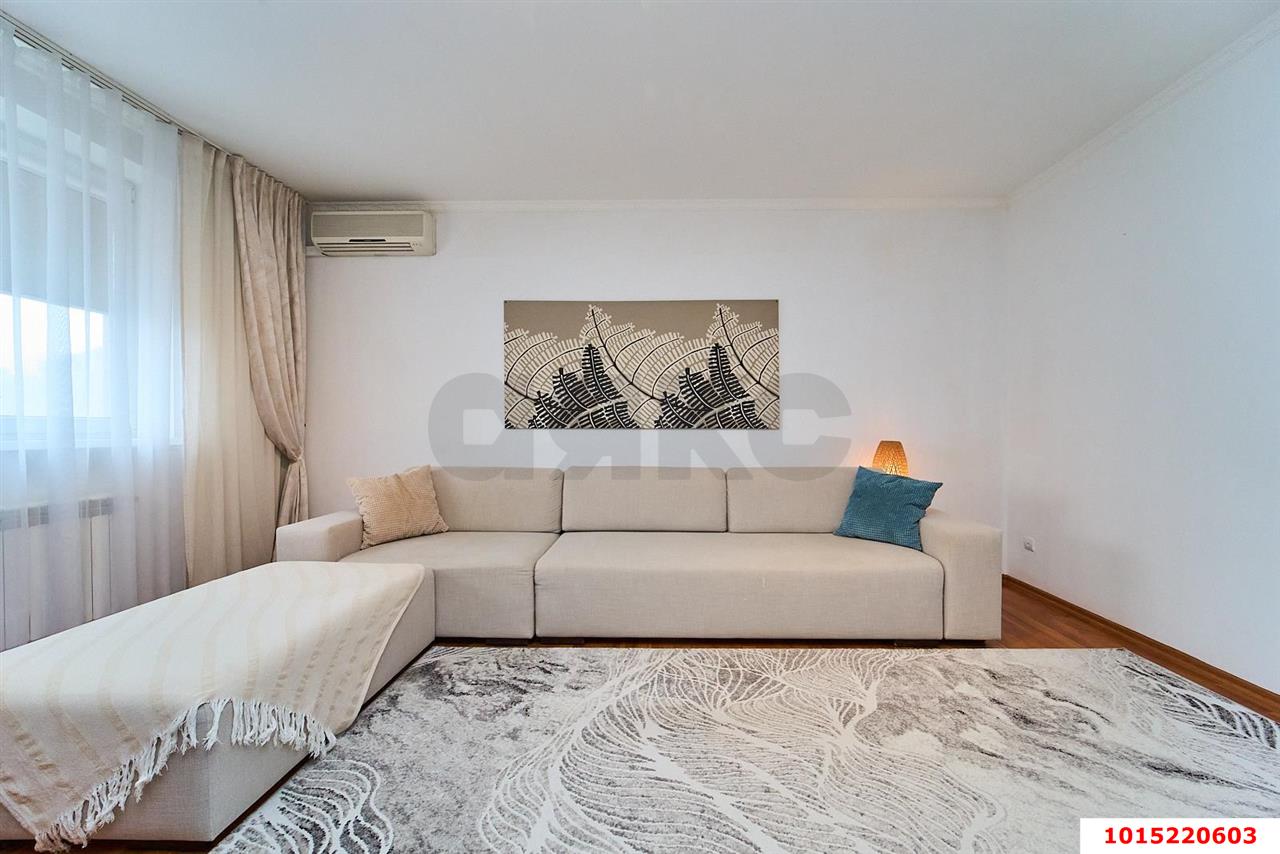 Фото №1: 1-комнатная квартира 35 м² - Краснодар, Юбилейный, ул. 70-летия Октября, 17