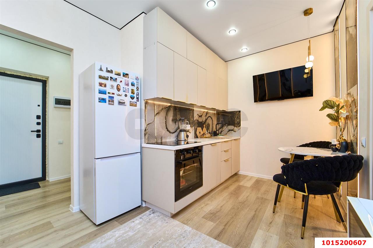 Фото №1: 1-комнатная квартира 34 м² - Краснодар, 2-я Площадка, Краевая Клиническая Больница, жилой комплекс Свобода, Прикубанский внутригородской округ, мкр. жилой комплекс Ракурс, ул. имени Героя Ростовского, 8к5