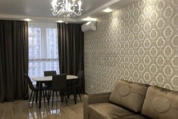 Фото №1: 1-комнатная квартира 55 м² - Краснодар, мкр. ЖК Большой, ул. Красная, 176лит5/4