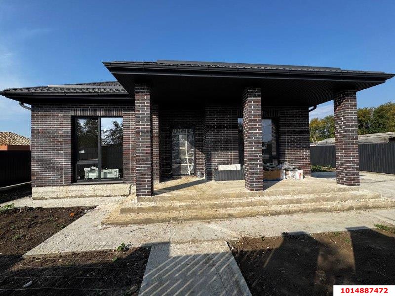 Фото №1: Дом 131 м² + 5 сот. - Старокорсунская, мкр. Карасунский внутригородской округ, ул. Спортивная, 44