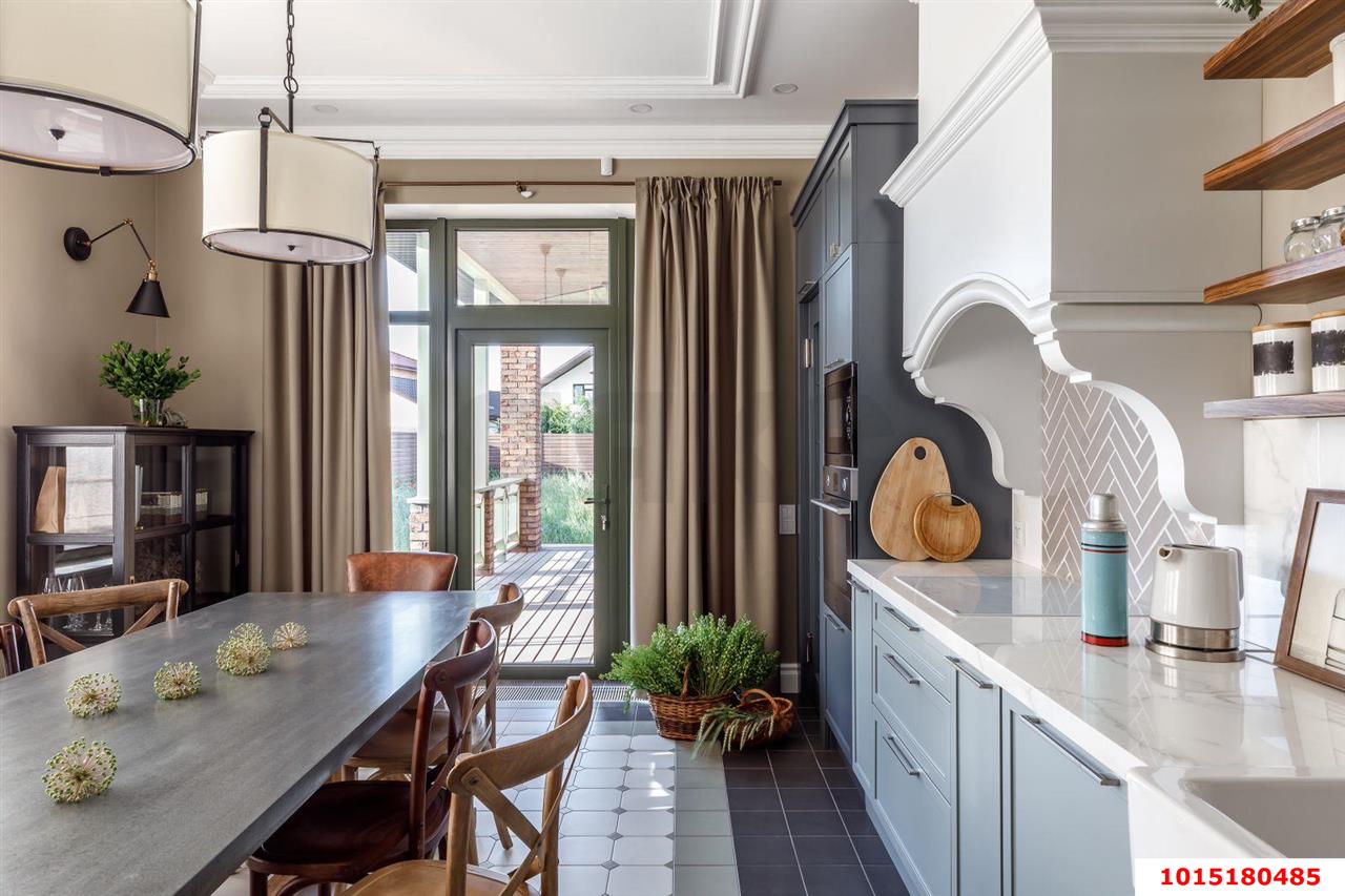 Фото №4: Дом 168 м² + 9.3 сот. - Краснодар, Прикубанский внутригородской округ, п. коттеджный  Зелёная Долина, ул. Баварская, 24