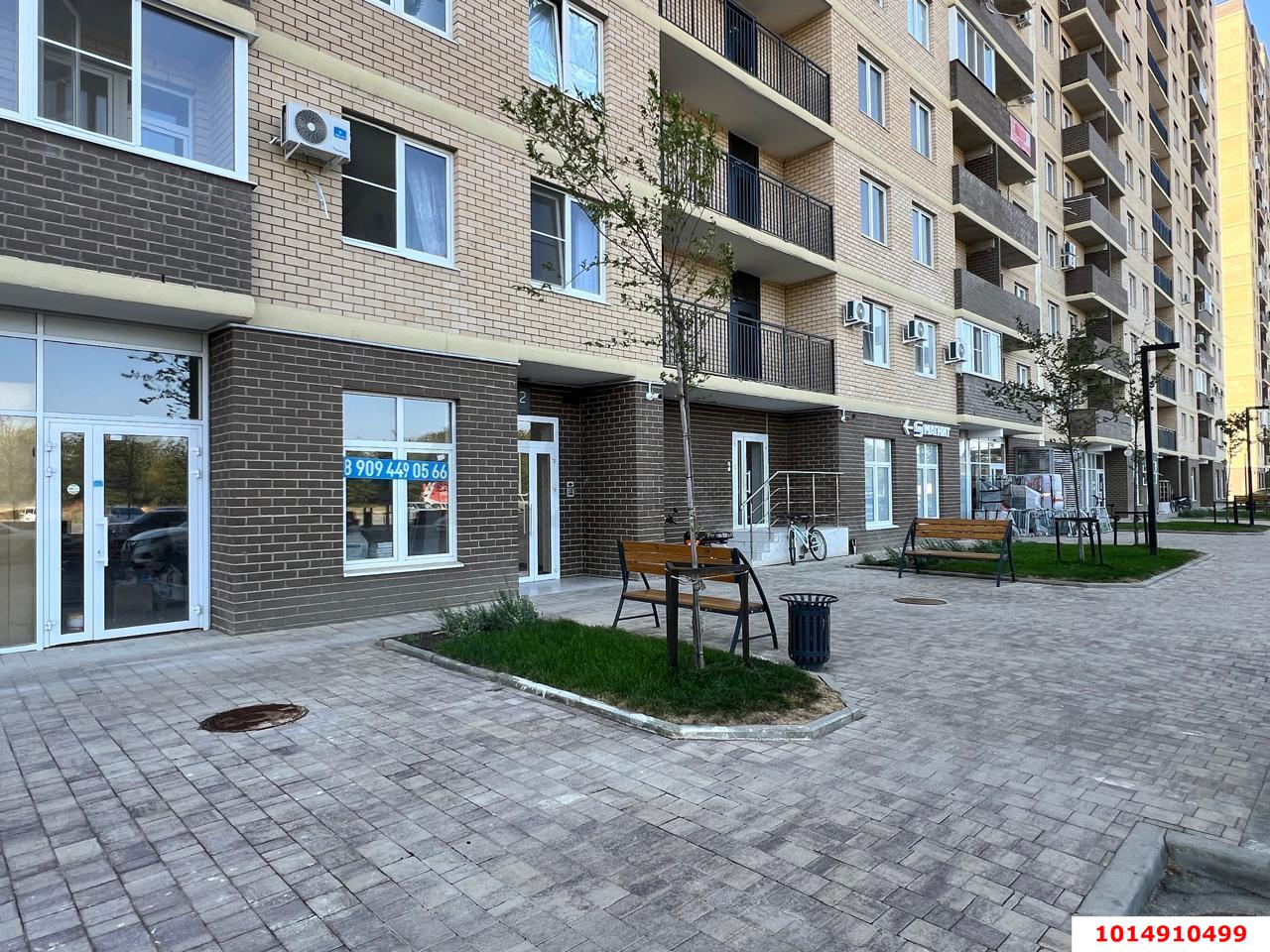 Фото №3: Коммерция 44 м² - Краснодар, Прикубанский внутригородской округ, мкр. жилой комплекс Дыхание, ул. Лётчика Позднякова, 2к23