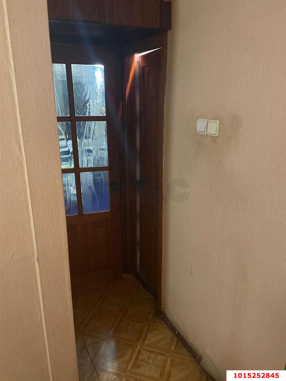 Фото №4: Комната 32 м² - Краснодар, Прикубанский внутригородской округ, мкр. Краевая Клиническая Больница, ул. Российская, 94