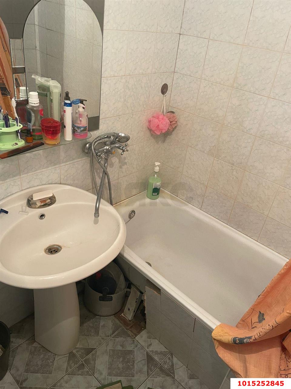 Фото №7: Комната 32 м² - Краснодар, Прикубанский внутригородской округ, мкр. Краевая Клиническая Больница, ул. Российская, 94