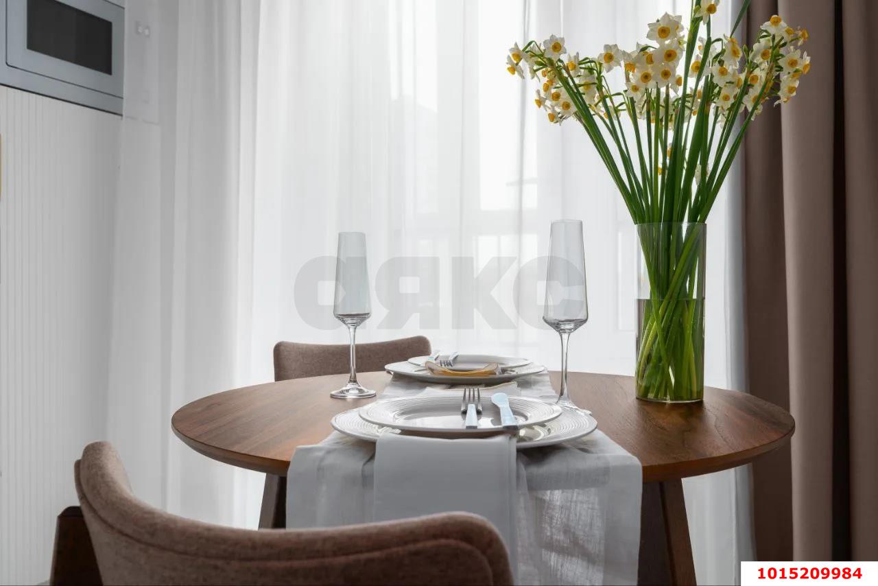 Фото №9: 1-комнатная квартира <span class="whitespace-nowrap">34 м²</span>, <span class="whitespace-nowrap">2/9 эт.</span> - Краснодар, Прикубанский внутригородской округ, мкр. жилой комплекс Спортивная Деревня, ул. имени Генерала Корнилова, 16