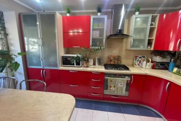 Фото №1: 2-комнатная квартира 60 м² - Краснодар, мкр. Краевая Клиническая Больница, ул. Черкасская, 47