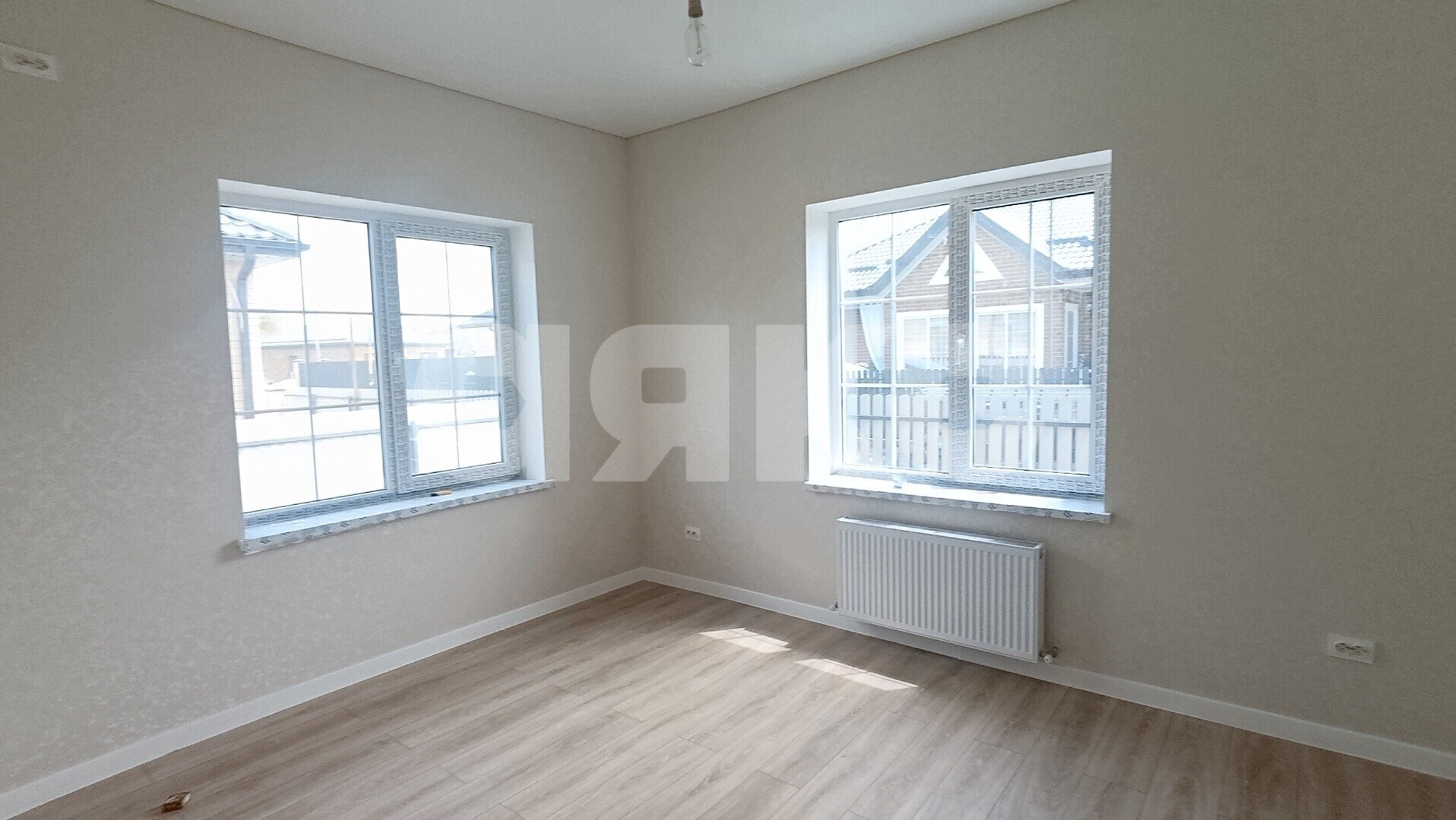 Фото №6: Дом <span class="whitespace-nowrap">104 м²</span> <span class="whitespace-nowrap">+ 5 сот.</span>, <span class="whitespace-nowrap">1 эт.</span> - Саратовская, ул. Парниковая